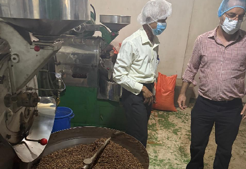 Photo 197: Mr. Nigel, Team Leader of IFAD SVM, visited and Inspected the Coffee roasting, grinding and drying machinery at Kiyota plant Matale on 18 July 2025